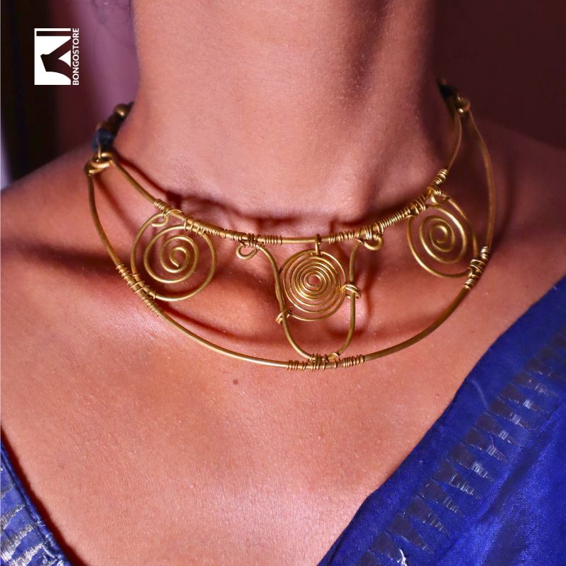 Necklace – Moondance (নেকলেস)